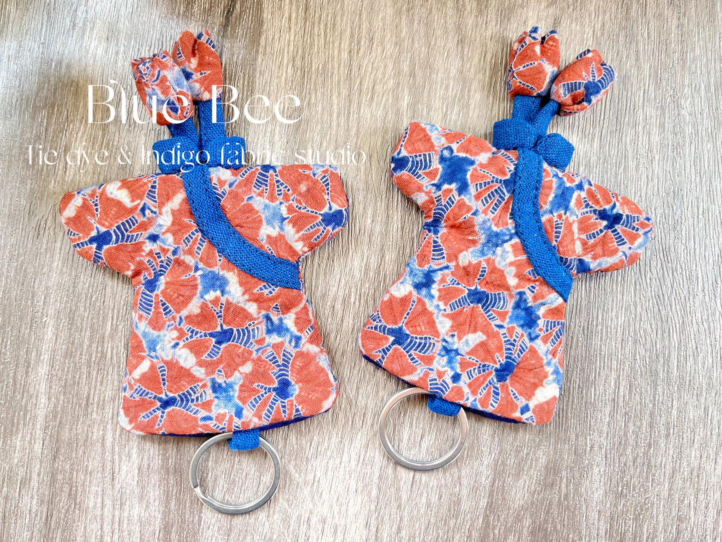 Tie dye Qipao dress-shape key pouch, cloth key case, key ring. A pretty gift for your mom, wife and girlfriend!