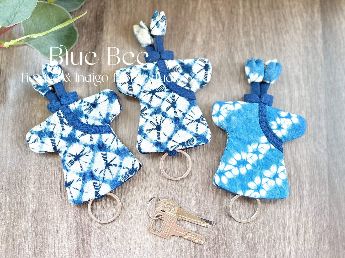 Tie dye Qipao dress-shape key pouch, cloth key case, key ring. A pretty gift for your mom, wife and girlfriend!