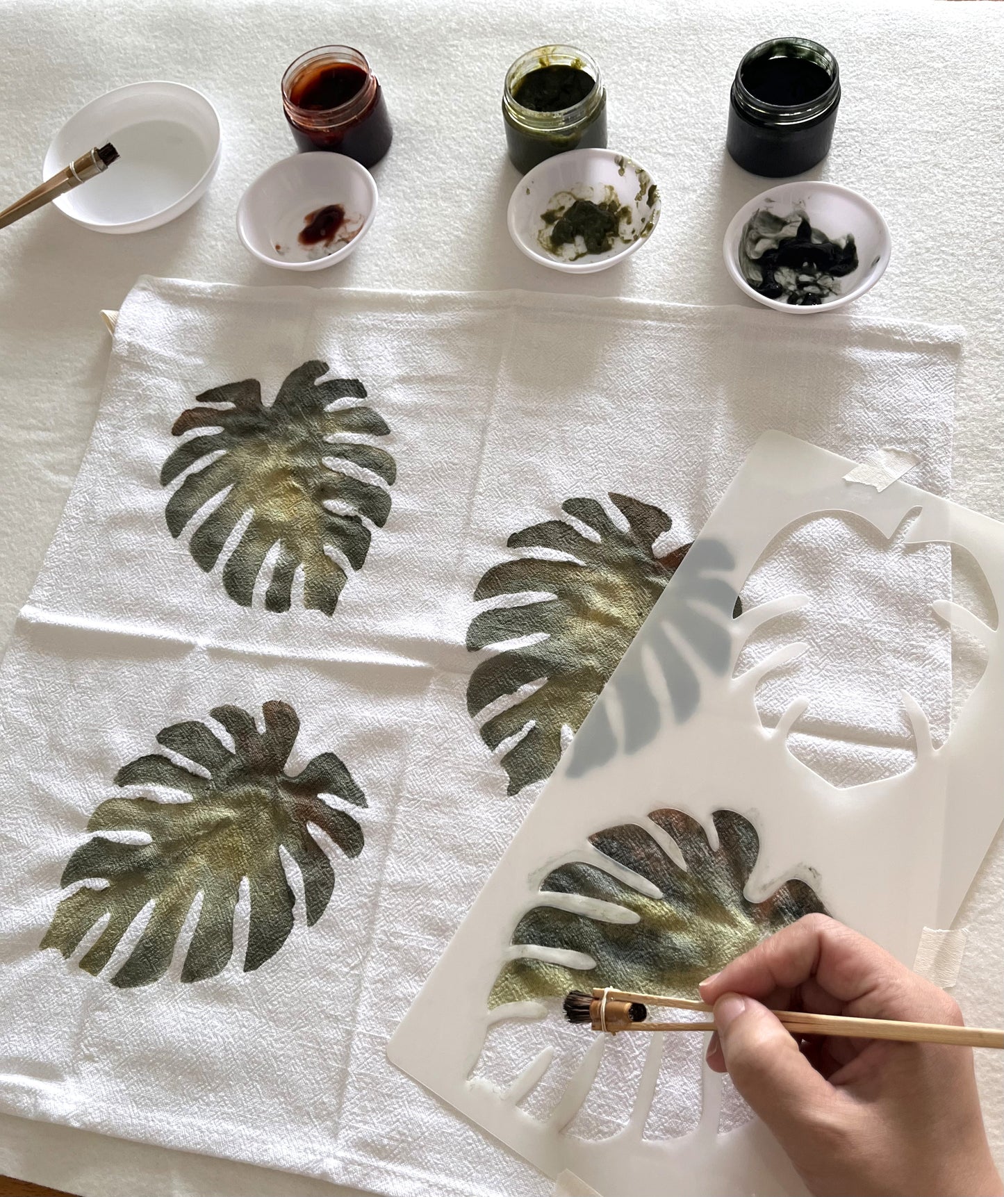 Natural Plant Paste Printing & Sewing Pouch Workshop on 15&19 December with Fashion Makerspace!