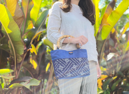 Indigo rustic tote bag with hand embroidery and bamboo handles, sashiko handcraft bag, bento bag. A lovely vintage gift for her!