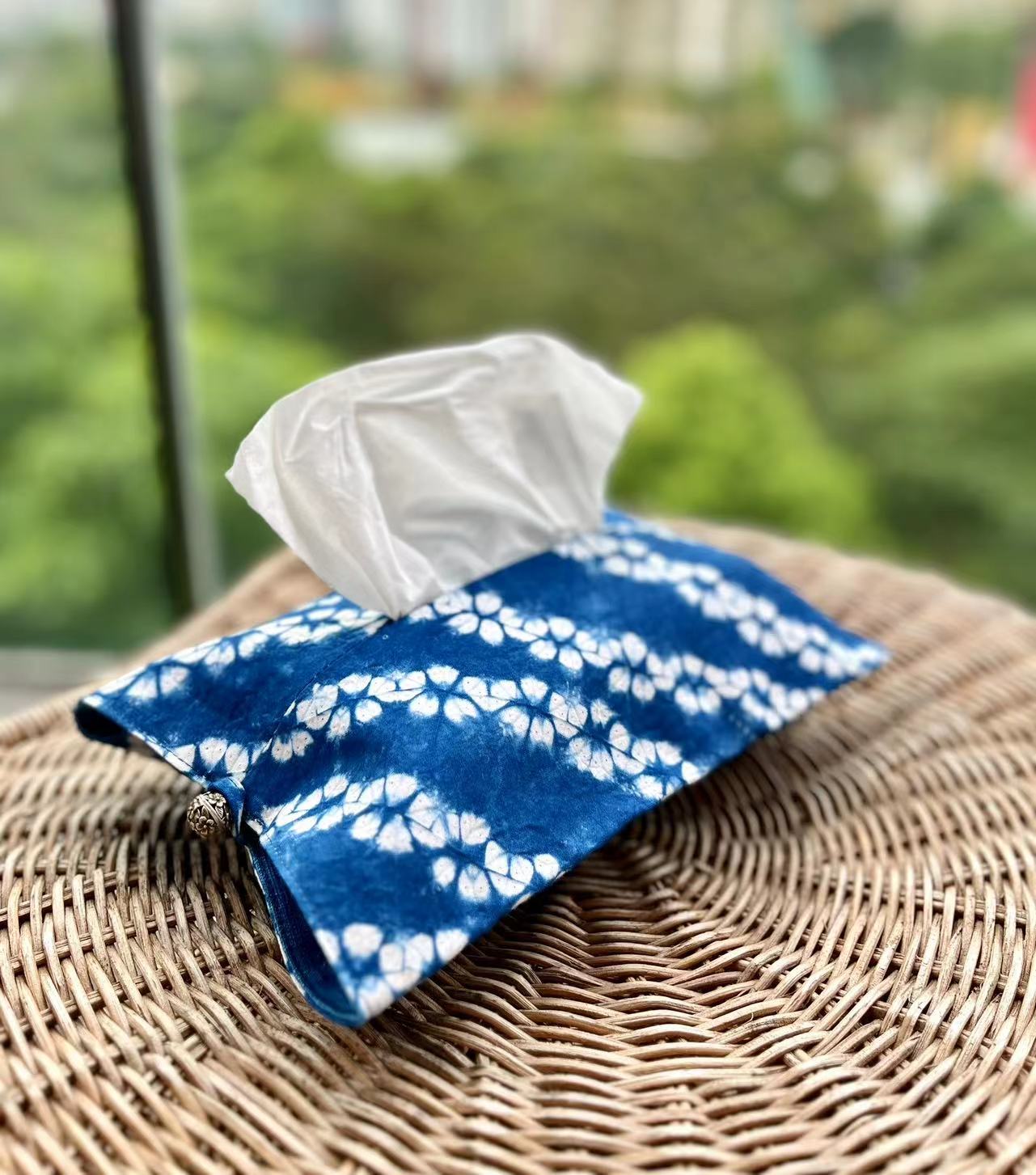 Indigo shibori tissue cover/ natural rustic tie dye tissue box cover, 25cm*18cm.