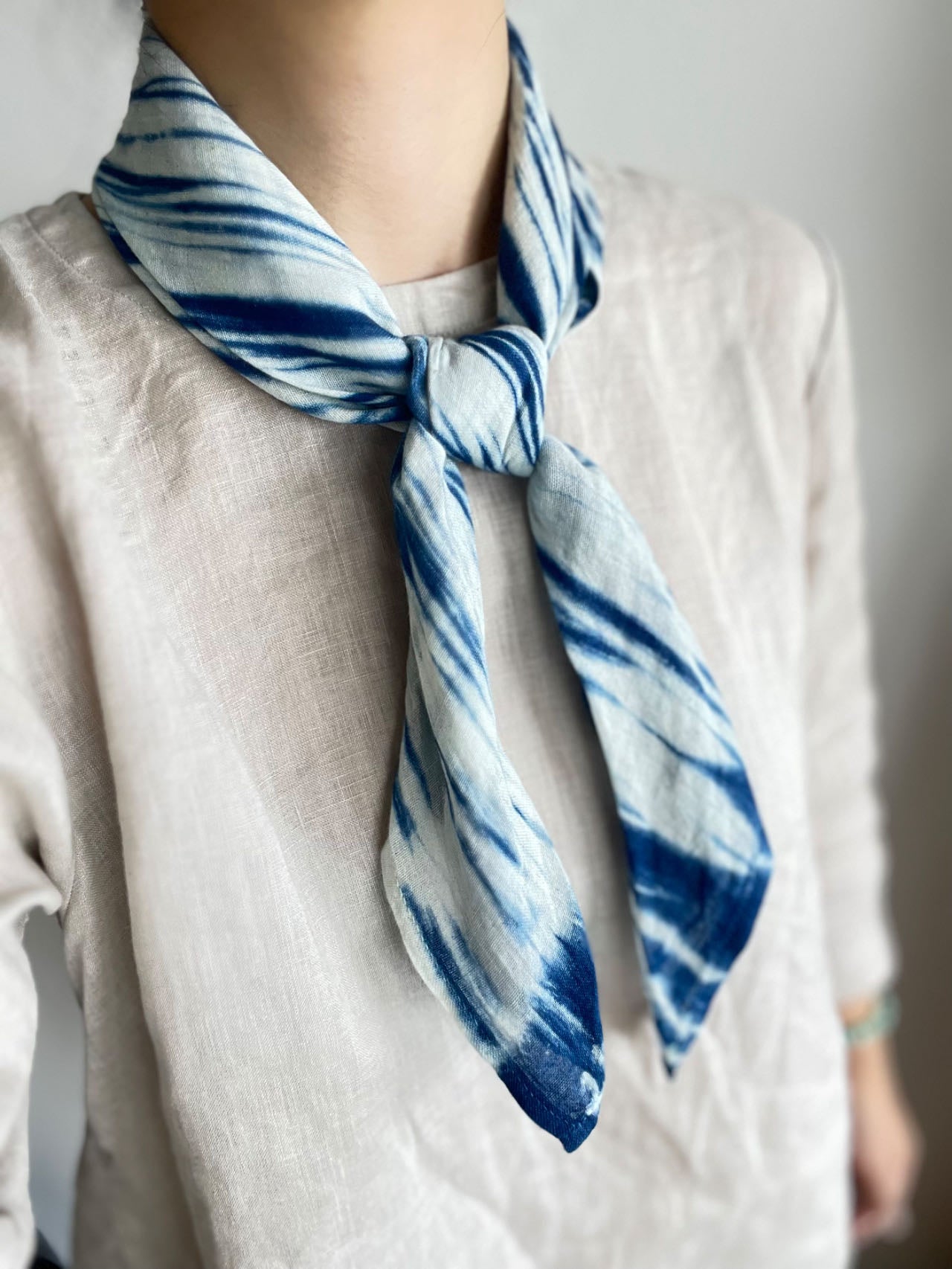 Natural cotton blue tie dye square scarf. Indigo gradient neck wrap / head bandana / tea towel, 65cm * 65cm. A pretty gift for her!