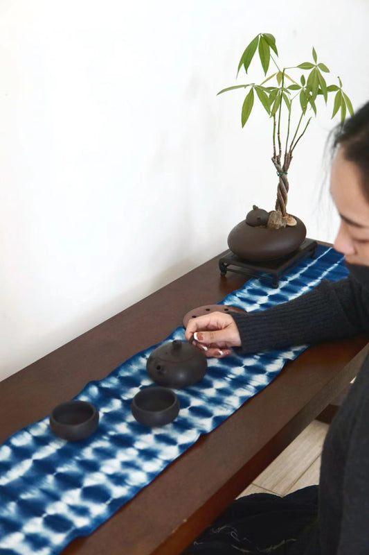 Natural indigo tie dye linen cotton table runner with blue water ripples / hexagon art in 140cm length. Pretty houseware gift!