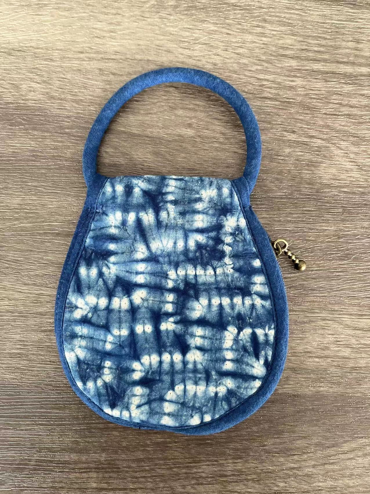 Floral tie dye zipper key pouch, tote bag-shape indigo dye key cozy holder, key chain