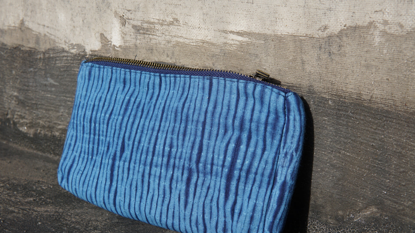 Delicate indigo shibori tie dye pouch/ long wallet with multifunctional design. Practical and unique handmade purse in size 24cm*12cm.