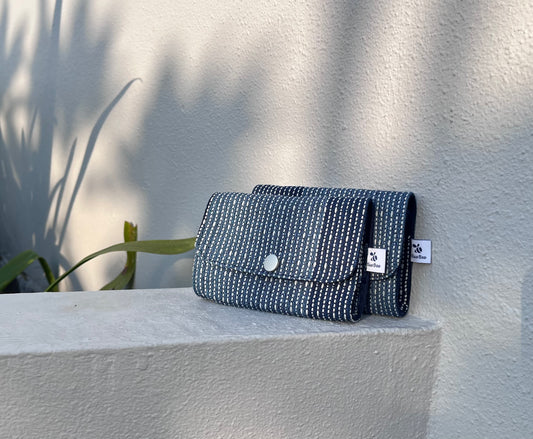 Indigo sashiko embroidery zipper snap card/ coin/ keys pouch. Multifunctional snap wallet in beautiful handmade indigo fabric.