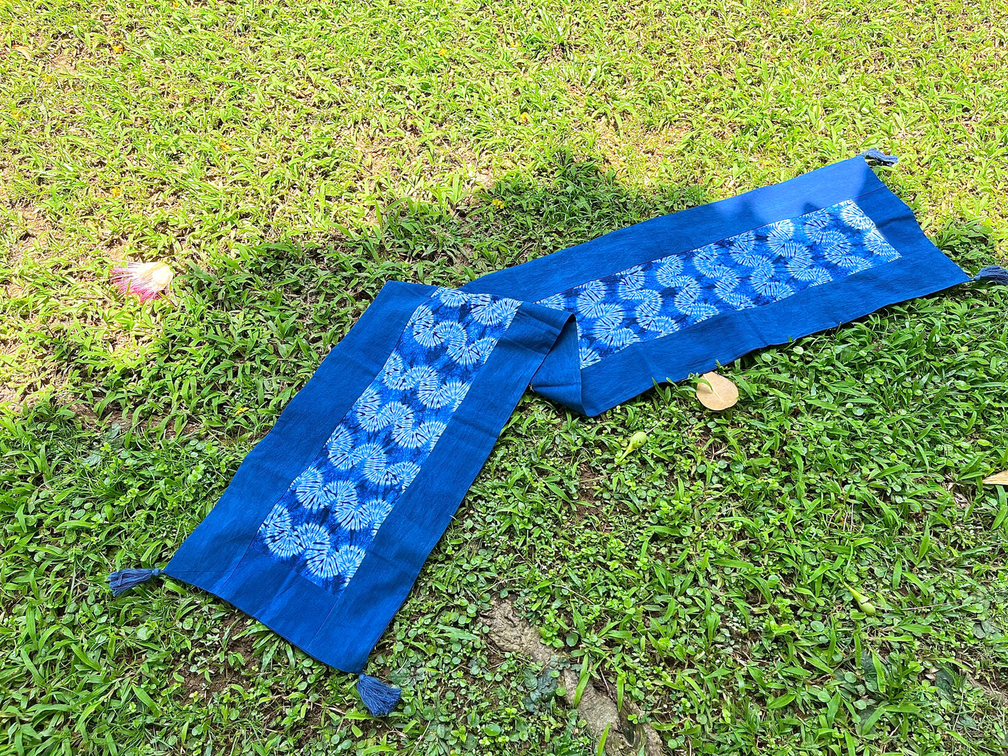 Indigo tie dye table runner with wavy cloud / connected rings pattern. Handmade table runner / tapestry / boho wall hanging. Unique home decor for you! 71 * 14 in